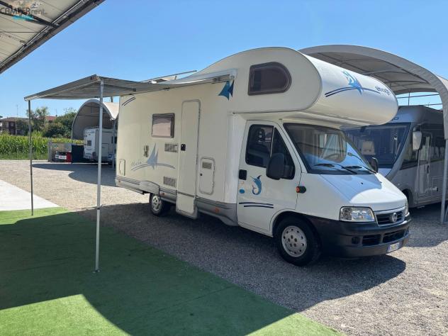 ELNAGH MARLIN 64 - mansardato con letti a castello longitudinali in coda