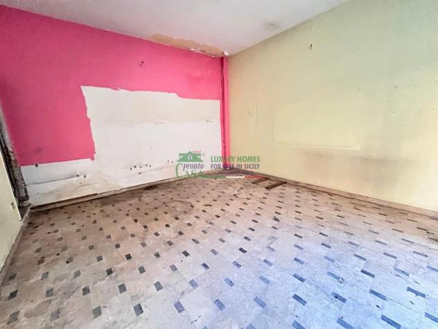 Rif: 2740 - Comiso | Due locali commerciali con ottima esposizione angolare - Foto 2
