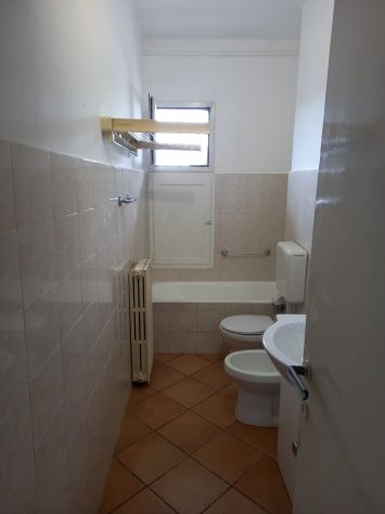 CAMERE SINGOLE CON ARIA CONDIZIONATA E BALCONE COMODA BOCCONI - Foto 4