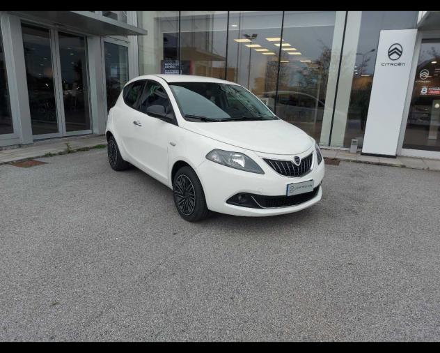 Lancia Ypsilon 3ª serie 1.0 FireFly 5 porte S&S Hybrid Gold - Foto 2