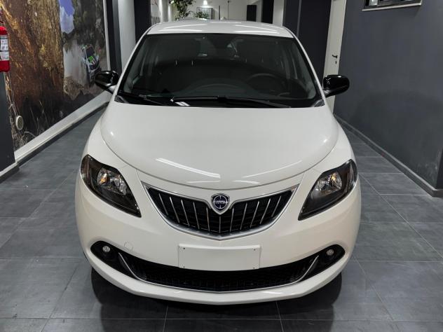 Lancia Ypsilon 1.0 FireFly 5 porte S&S Hybrid Gold - Foto 2