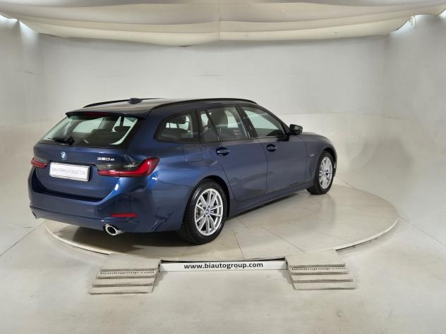 BMW Serie 3 G21 2022 Touring 320e Touring auto - Foto 5