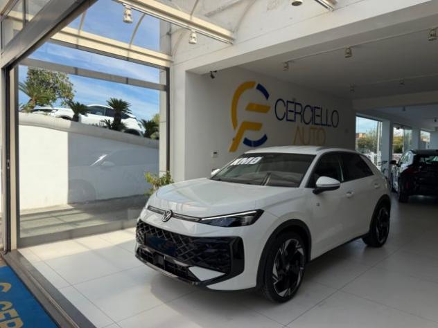 VOLKSWAGEN T-Roc 1.5 eTSI ACT 150 CV DSG R-Line da €389,00 mensili rif. 24161628