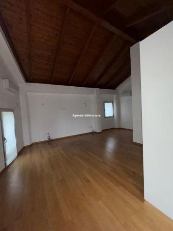 OCCASIONE MONTECCHIO NOSTRA ESCLUSIVA VENDESI MONOLOCALE CON POSSIBILE SOPPALCO CAMERA E POSTO AUTO - Foto 6