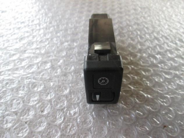 493-2U68 COMANDO REGOLAZIONE INTENSITA' ILLUMINAZIONE CRUSCOTTO MAZDA 6 SW 2.0 D 105KW 6M 5P (2006) RICAMBIO USATO