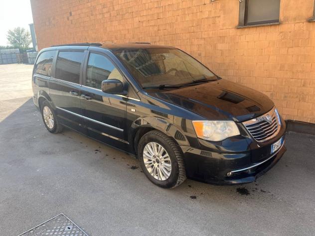 Lancia Voyager 2.8 TD Gold 163 CV Cambio Nuovo