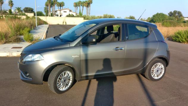 Lancia Ypsilon 1.2 69cv Silver - Foto 4