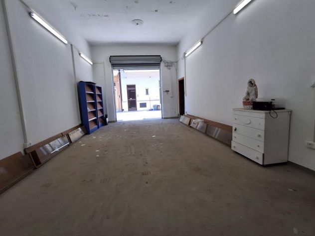 BOX E DEPOSITO IN UN UNICA SOLUZIONE - Foto 4
