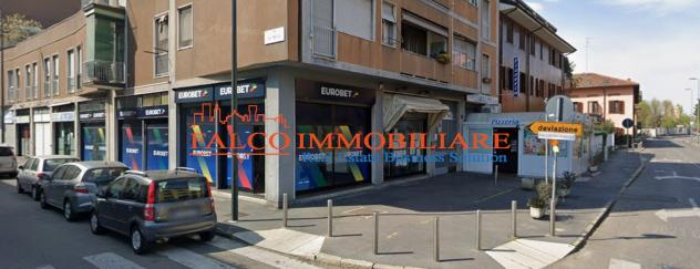 MILANO, VIA F.LLI ZOIA 220 - VENDESI MURI NEGOZIO A REDDITO 7,3% CON CANNA FUMARIA - Foto 2