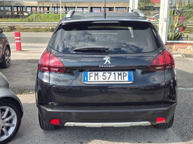 Peugeot 2008 BlueHDi 100cv Allure - Foto 4