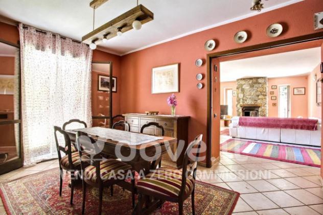 Villa di 210 m² con 4 locali in vendita a Porto Valtravaglia - Foto 11