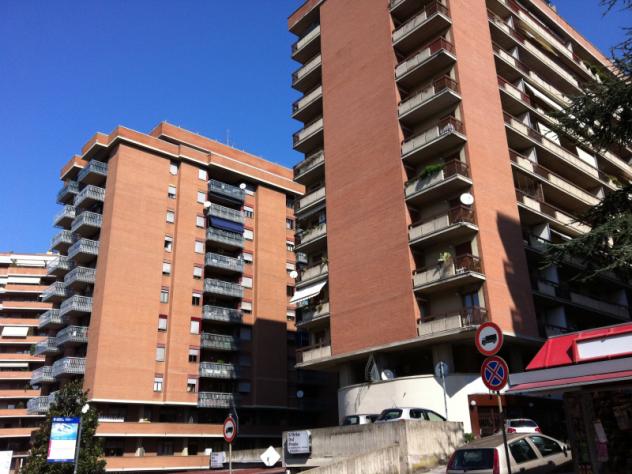 Negozio in Via Romeo Gallenga
