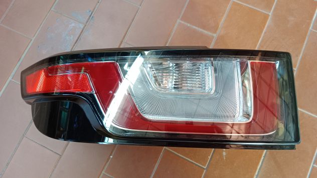 FARO POSTERIORE SINISTRO RANGE ROVER EVOQUE 2016 NUOVO