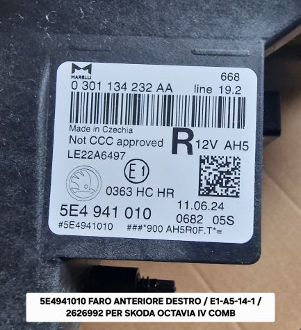Faro ant Destro skoda octavia 5E4941010 - Foto 3