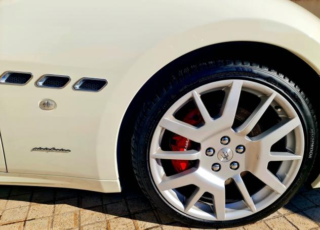MASERATI GRANTURISMO 4.7 V8 440cv (Motore Ferrari) CAMBIO ZF - Foto 7