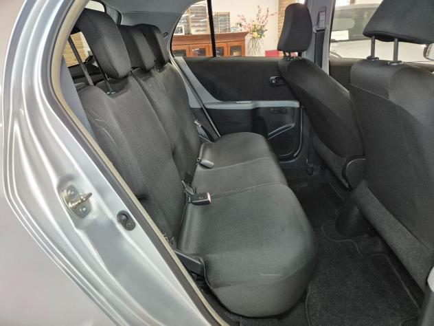 Toyota Yaris 1.0 5 porte Sol - Foto 8