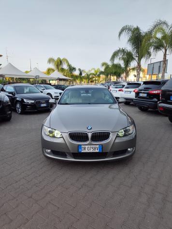 Bmw 320 320d coupCabrio Futura - Foto 2