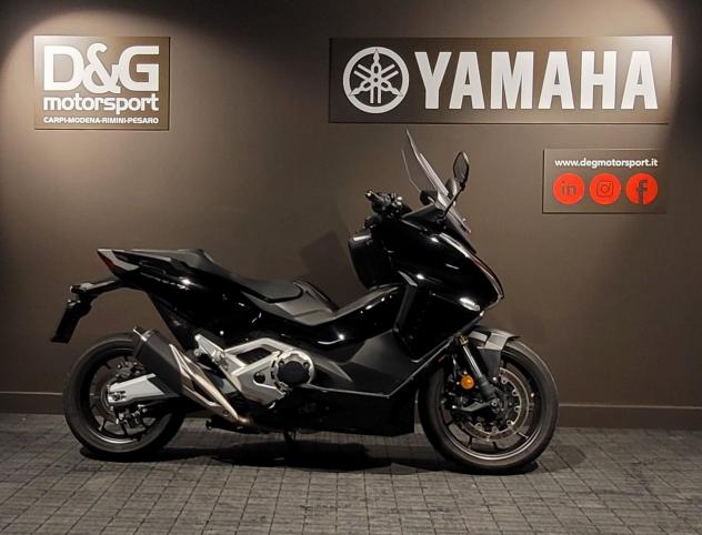 Honda Forza 750