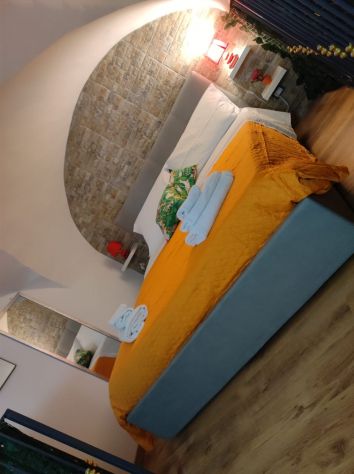 Casa Singola con terrazzo privato,in centro storico,anche ad Ore E/o Giornalment