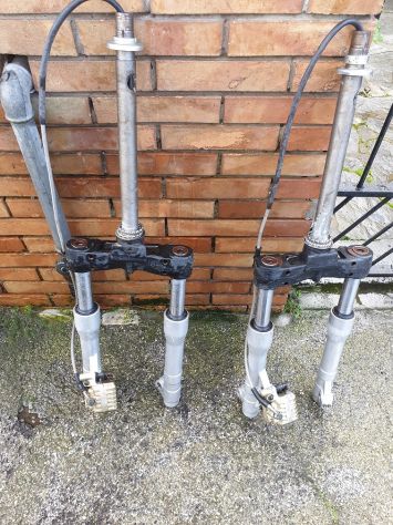FORCELLA STELI COMPLETA PIAGGIO BEVERLY 300 2018-2019-2020 2021 - Foto 3