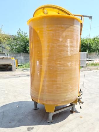 cisterna per vino in vetroresina usato - Foto 3