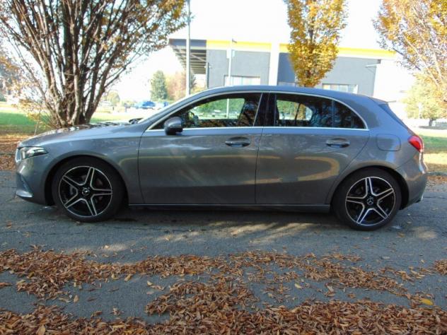 MERCEDES Classe A (W177) A 180 d Automatic Sport - Foto 2