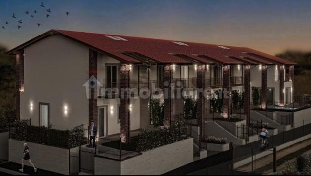 VILLA A SCHIERA IN VENDITA A MILANO, BAGGIO