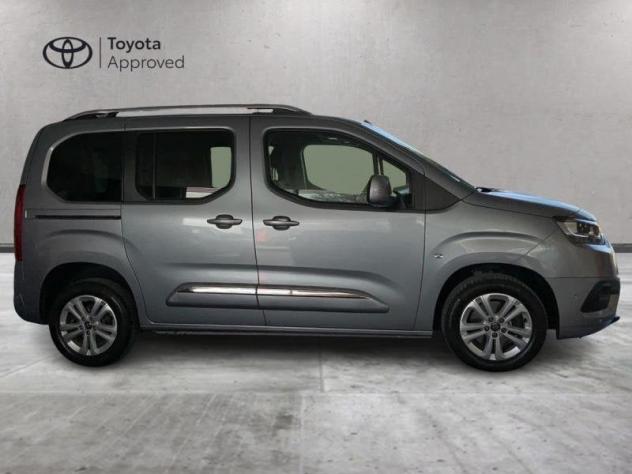 Toyota Proace City Verso 1.5D 100 CV S&S Short D Executive - Foto 4