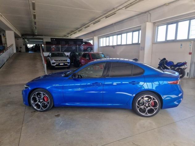Alfa Romeo Giulia 2.2 Turbodiesel 210 CV AT8 AWD Q4 Veloce - Foto 3