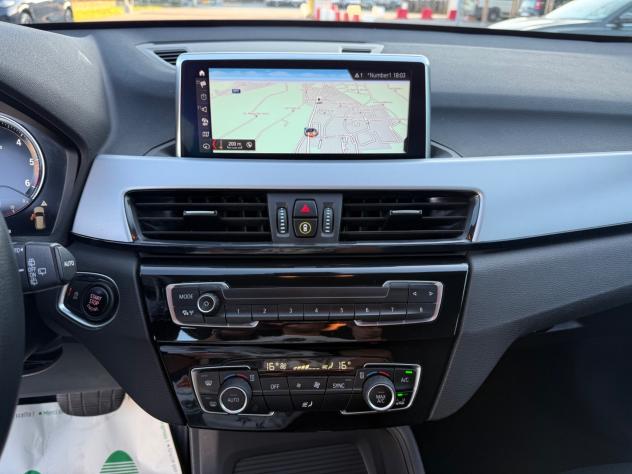 Bmw X1 20d 2.0 190 Cv Fari led - Foto 8