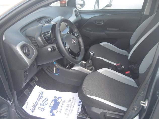 Toyota Aygo 1.0 VVT-i 69 CV 5 porte x-cool - Foto 7