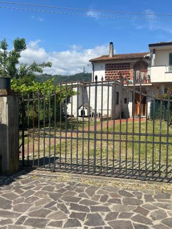 casa indipendente in vendita a Massarosa