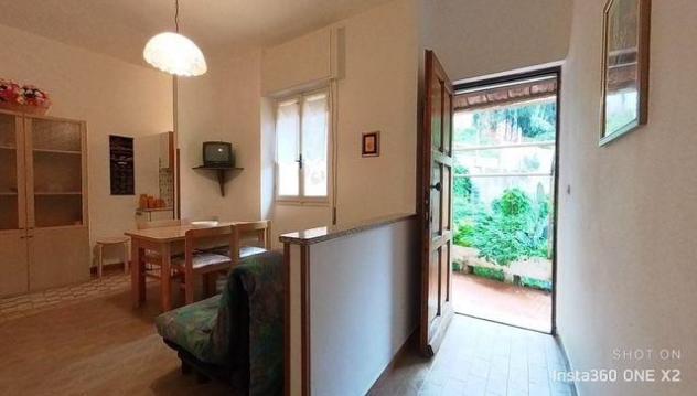 Bilocale con ingresso indipendente e corte di proprietà esclusiva - Foto 6