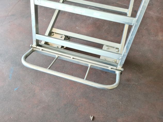 espositori inclinati porta cassette usati - Foto 3