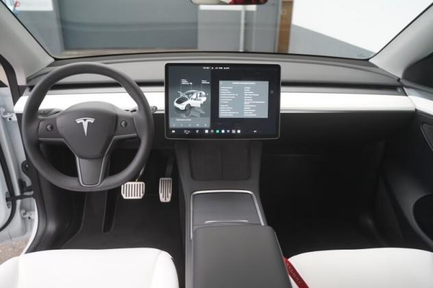 TESLA Model Y Model Y RWD - Foto 2