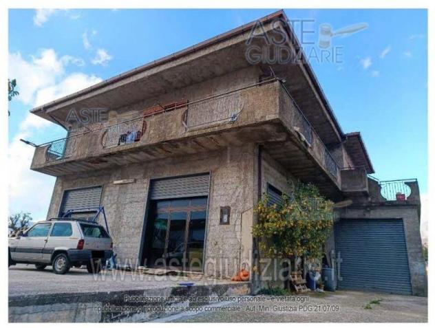 IMMOBILI-IMMOBILE RESIDENZIALE-Via A. Conte