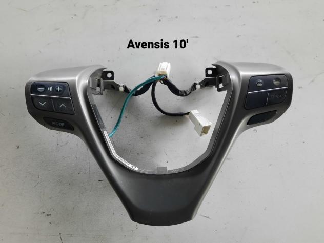 COMANDI AL VOLANTE MULTIFUNZIONE TOYOTA Avensis Berlina 3° Serie (0918)
