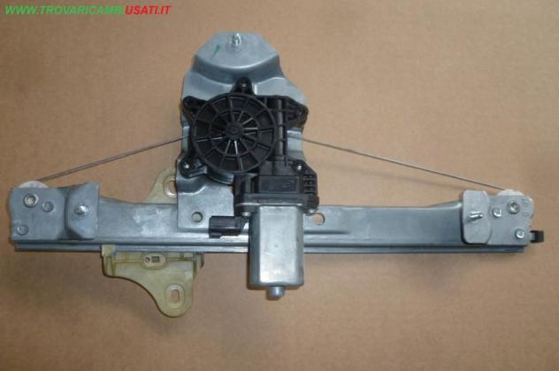 ALZACRISTALLO ELETTRICO PORTA POST.D. 2 PIN  Carrozzeria  Lamierati esterni  Porte  Alzacristallo por RENAULT - CLIO IV 3/5P E SPORTER - 01-10-2012 -