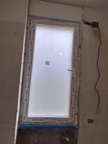 tapparelle coibentate motorizzate e manuali avvolgibili telecomando in alluminio - Foto 4