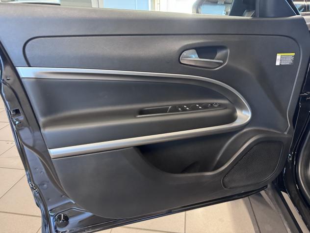 Jeep Avenger Avenger 1.2 turbo e-hybrid mhev Summit fwd 110cv edct6 - Foto 6