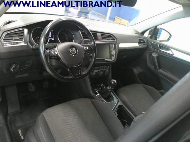 VOLKSWAGEN Tiguan 2.0 TDI SCR Business Navi Pack Winter Garanzia rif. 23945077 - Foto 10