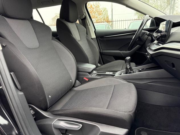 Skoda Octavia 2.0 TDI EVO SCR Wagon Executive - Foto 10