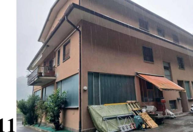 Immobile in asta di 183 m² in vendita a Caslino d'Erba - Foto 2
