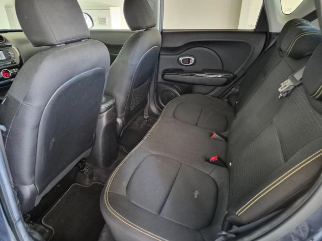 Kia Soul 1.6 CRDI YOUR 136CV LED C.17 CLIMA AUTO BLUETOOTH CRUISE CONTROL VETRI PRIVACY - Foto 10