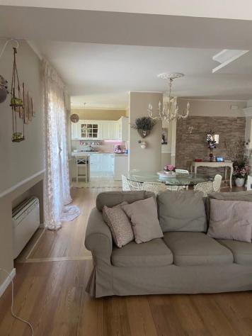APPARTAMENTO di 5 vani e di 250 mq (SOMMA VESUVIANA) rif. D17 - Foto 15