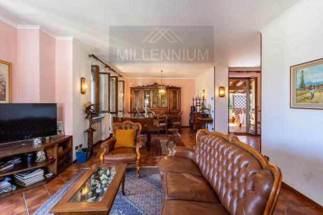 Villa o villino - Stresa . Rif.: strs570am