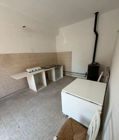 FORMELLO AMPIO QUADRILOCALE CON TERRAZZO. - Foto 4