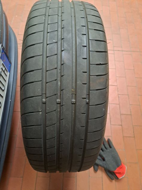 DUE PNEUMATICI ESTIVI GOODYEAR EAGLE F1 225-50-R18 95 W RUN FLAT