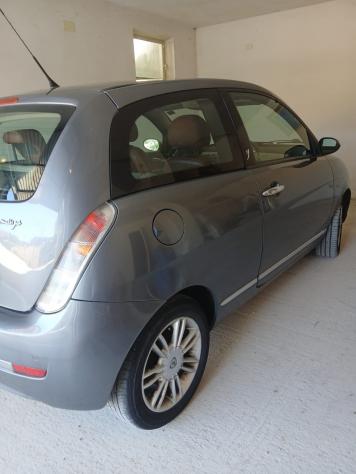 Lancia Ypsilon 1.3 MJT 90 CV Platino - Foto 2