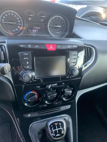 LANCIA YPSILON -FINANZIABILE - Foto 5